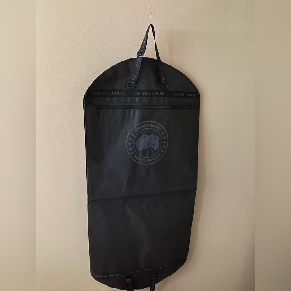 Canada Goose Garment bag - Picture 3 of 4